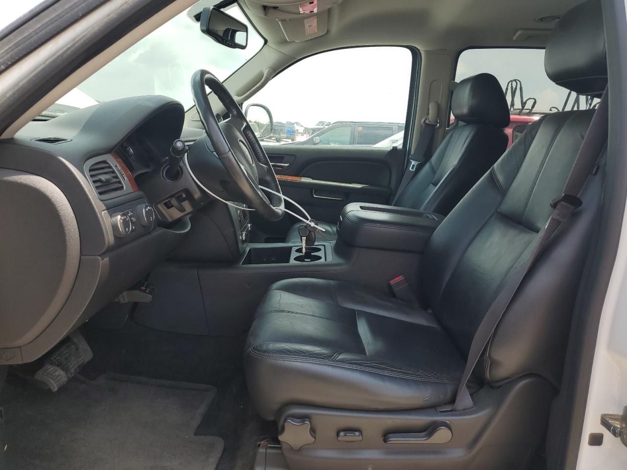 2013 GMC Yukon Xl K1500 Slt VIN: 1GKS2KE7XDR140499 Lot: 62333725