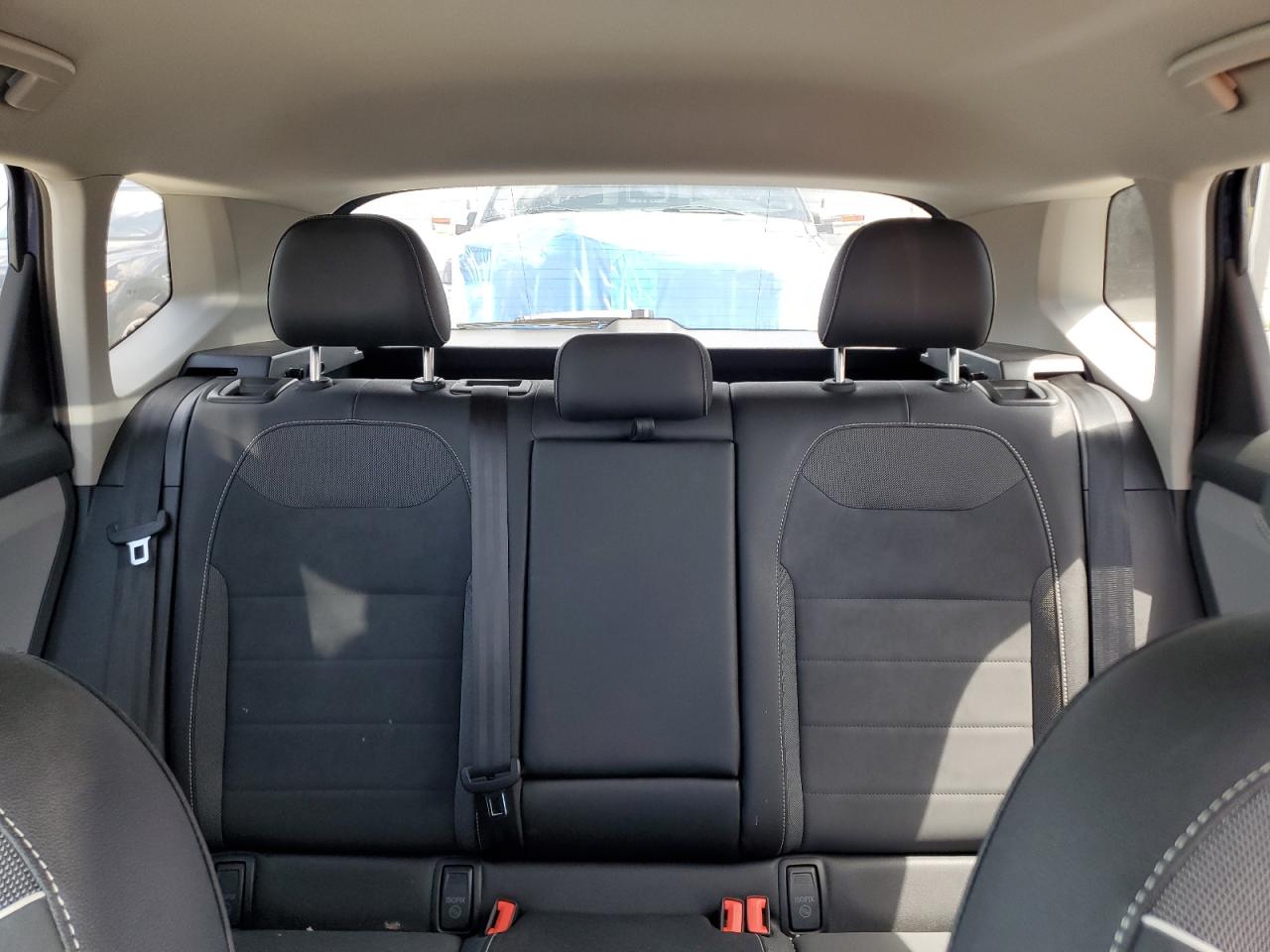 2024 Volkswagen Taos Se VIN: 3VVUX7B25RM049484 Lot: 62148535