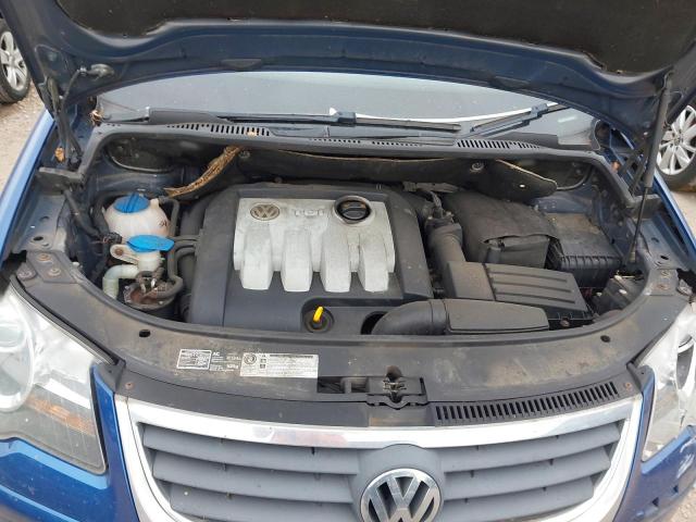 2010 VOLKSWAGEN TOURAN MATCH TDI 