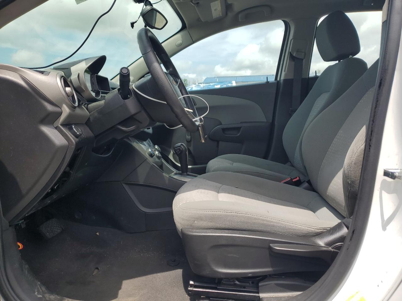1G1JA6SG6G4167568 CHEVROLET SONIC 2016