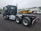 2016 Volvo Vnl Semi Truck for Sale in Fredericksburg, VA - Side