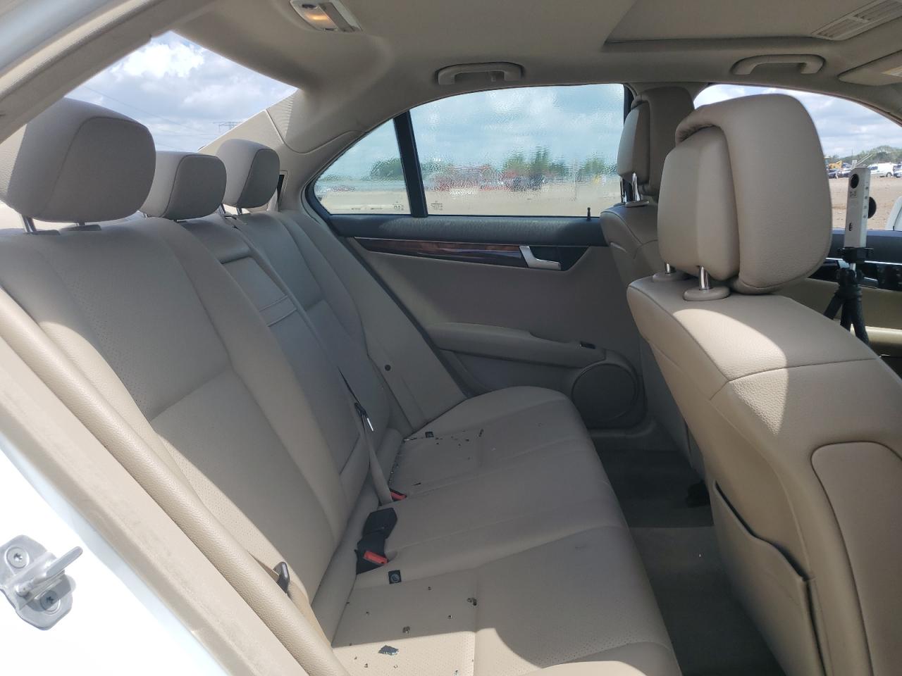 2013 Mercedes-Benz C 300 4Matic VIN: WDDGF8ABXDR270162 Lot: 62854595