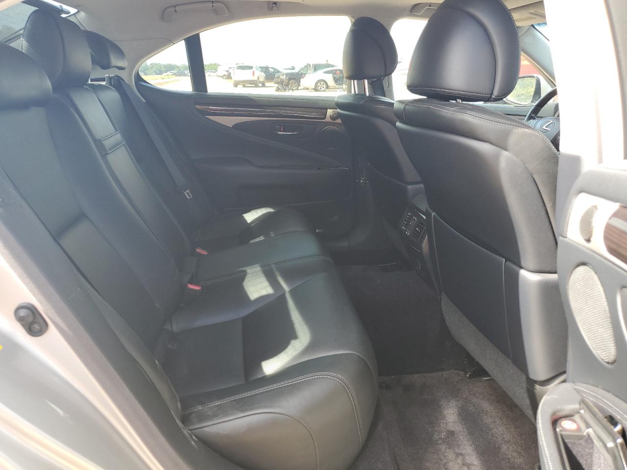2013 Lexus Ls 460 VIN: JTHBL5EF8D5115334 Lot: 60726075