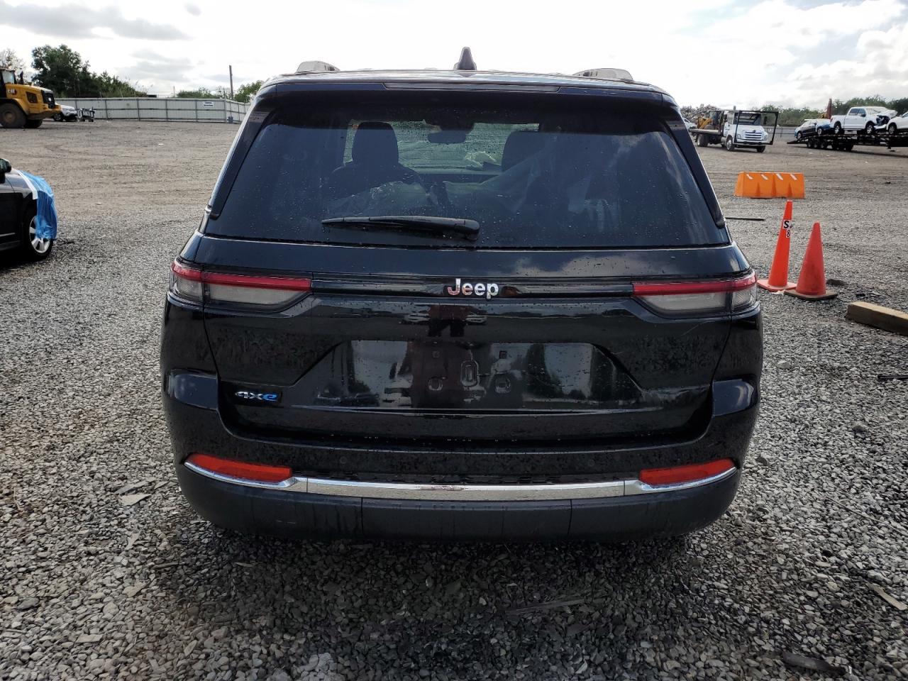 2023 Jeep Grand Cherokee Limited 4Xe VIN: 1C4RJYB61PC650212 Lot: 60961925