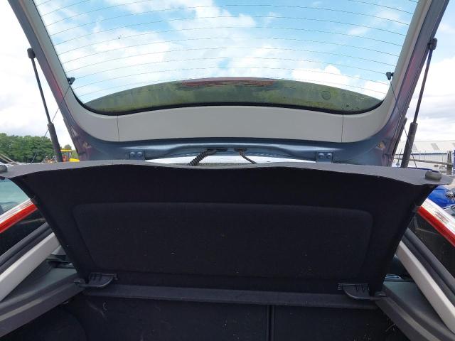 2005 FORD FOCUS GHIA