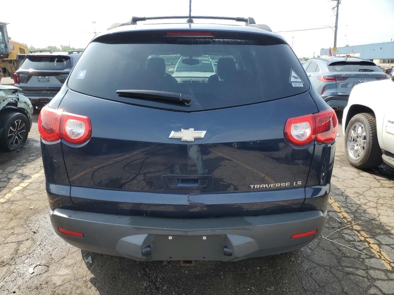 2011 Chevrolet Traverse Ls VIN: 1GNKRFED4BJ331682 Lot: 61165035