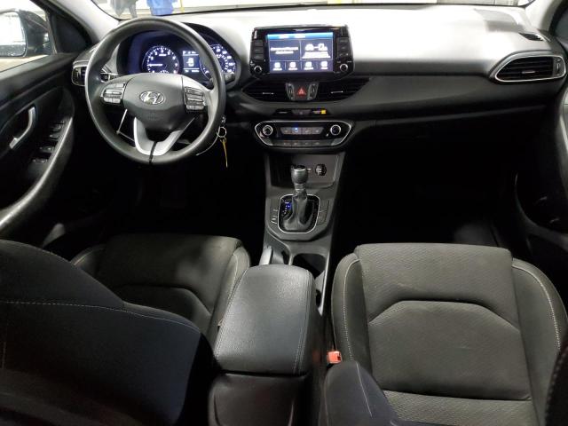  HYUNDAI ELANTRA 2018 Чорний