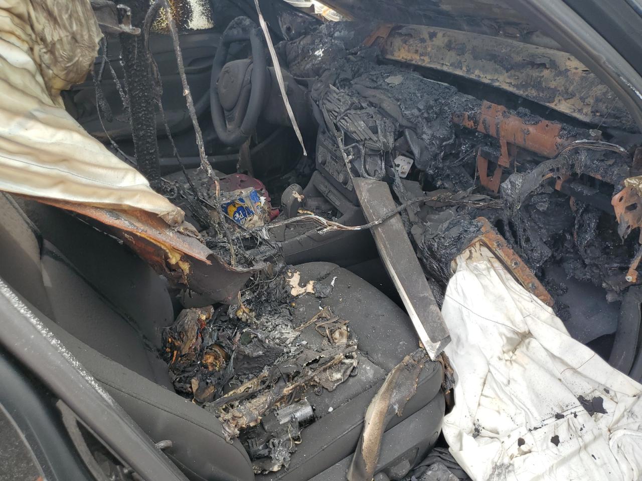 2015 BMW X1 Sdrive28I VIN: WBAVM1C55FVZ93964 Lot: 62750175