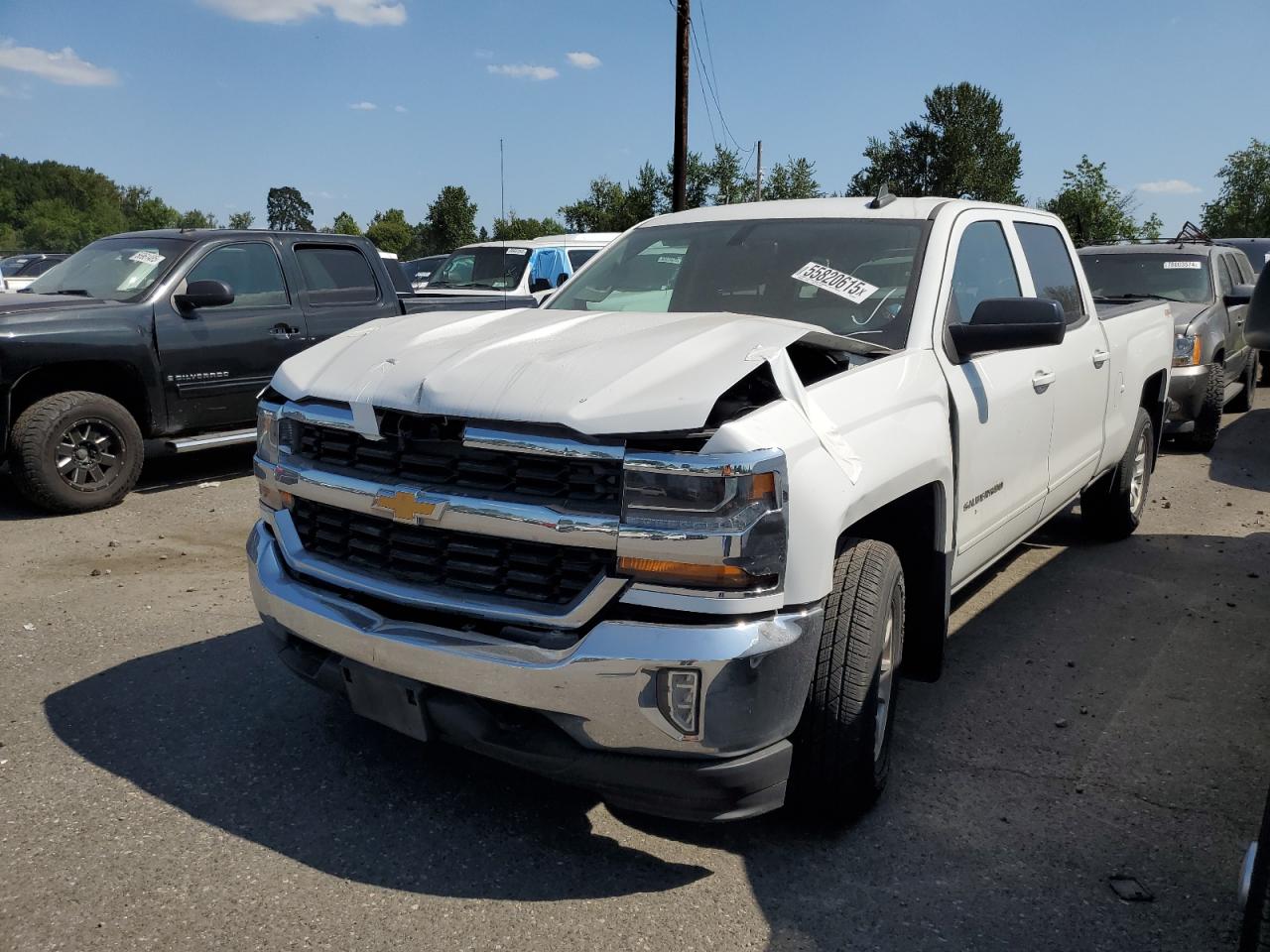 2017 Chevrolet Silverado K1500 Lt for Sale in Portland, OR - Front End