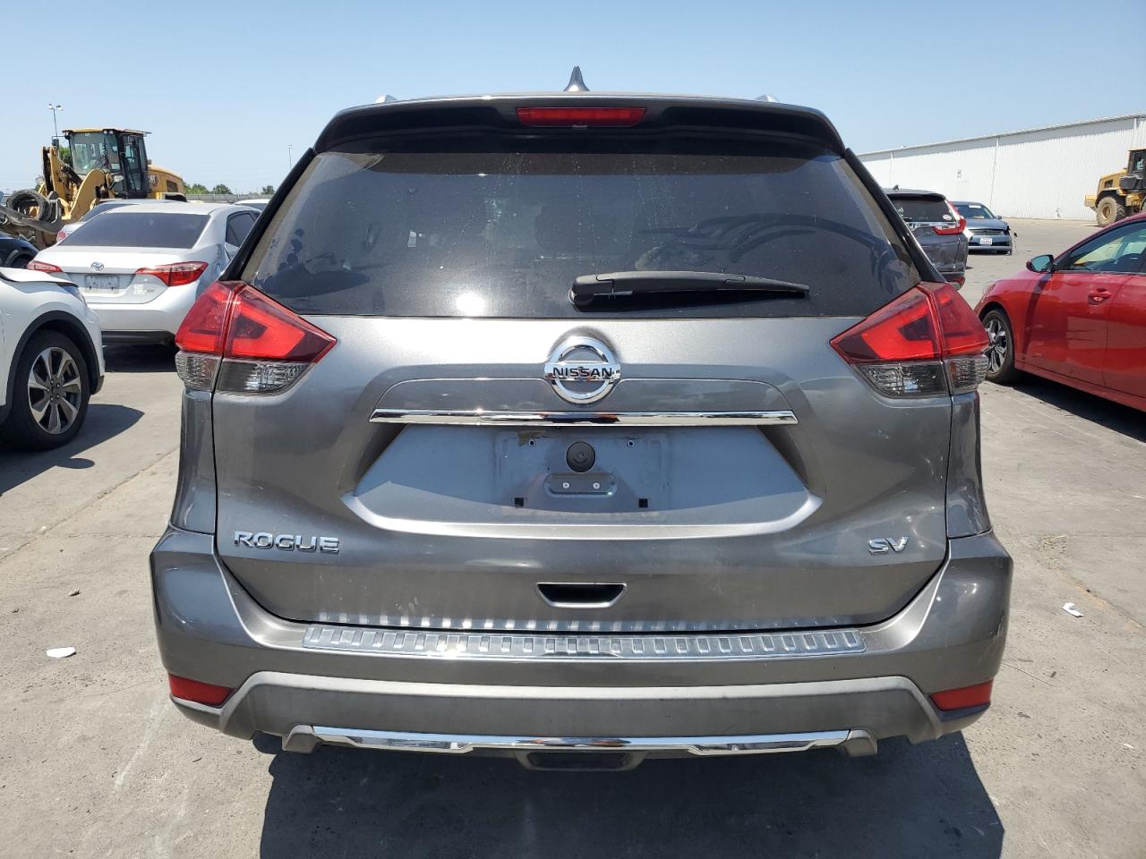 2017 Nissan Rogue S VIN: KNMAT2MT6HP608832 Lot: 58658225