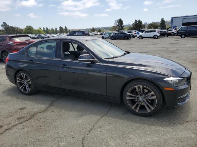  BMW 3 SERIES 2014 Черный
