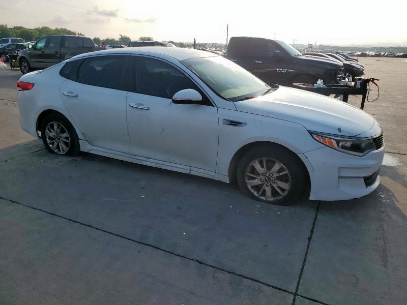 Sedans KIA OPTIMA 2017 Biały