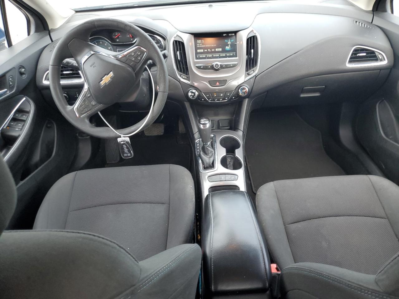 2017 Chevrolet Cruze Lt VIN: 1G1BE5SM4H7107717 Lot: 62736475