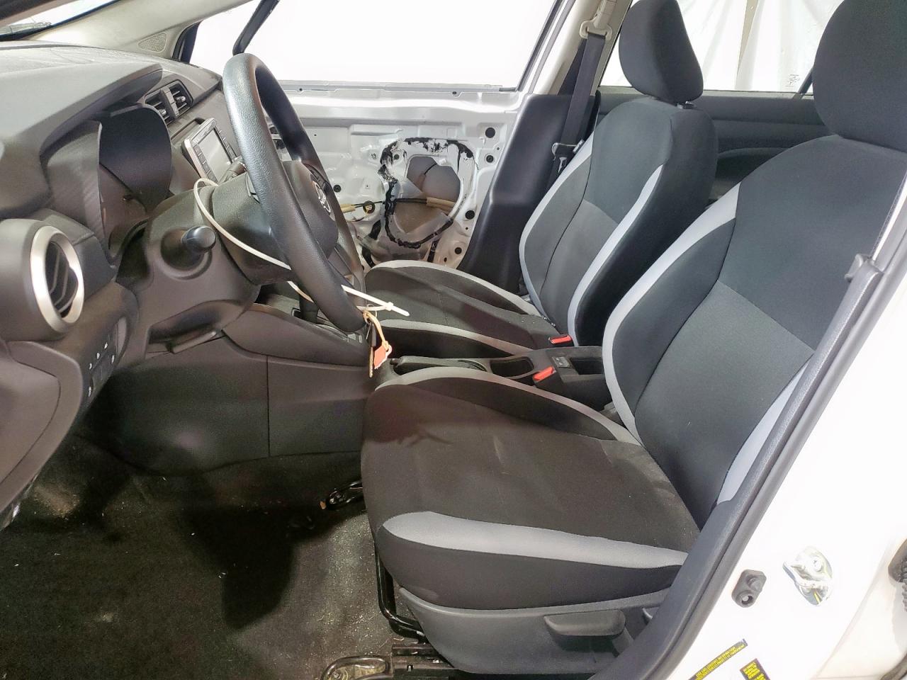 2025 Nissan Versa S VIN: 3N1CN8DV6SL820272 Lot: 61079395