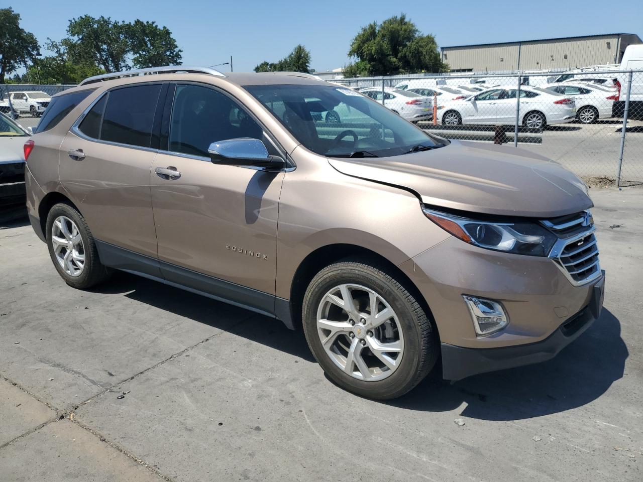 2GNAXMEV9J6264197 CHEVROLET EQUINOX 2018