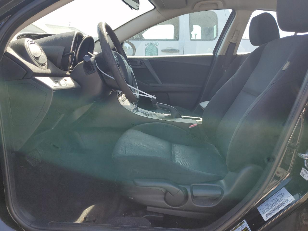 2011 Mazda 3 I VIN: JM1BL1UG4B1492025 Lot: 62604285
