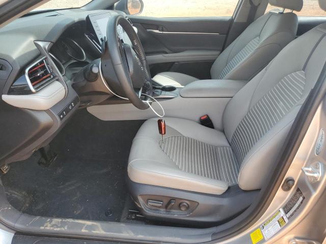  TOYOTA CAMRY 2023 Srebrny