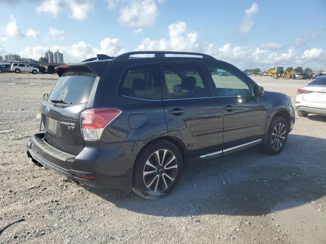  SUBARU FORESTER 2017 Szary