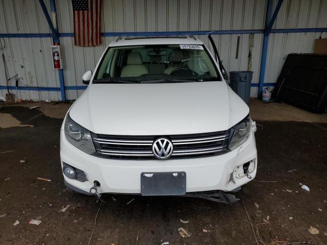 Parquets VOLKSWAGEN TIGUAN 2013 Biały