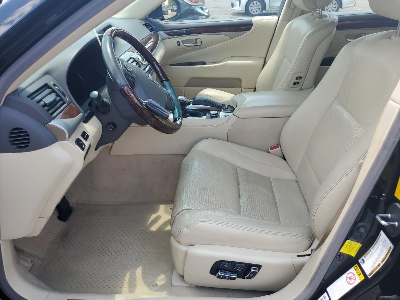 2013 Lexus Ls 460 VIN: JTHBL5EF5D5124668 Lot: 61937155