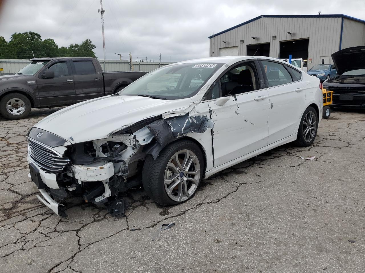2017 Ford Fusion Se на продаже в Rogersville, MO - Front End