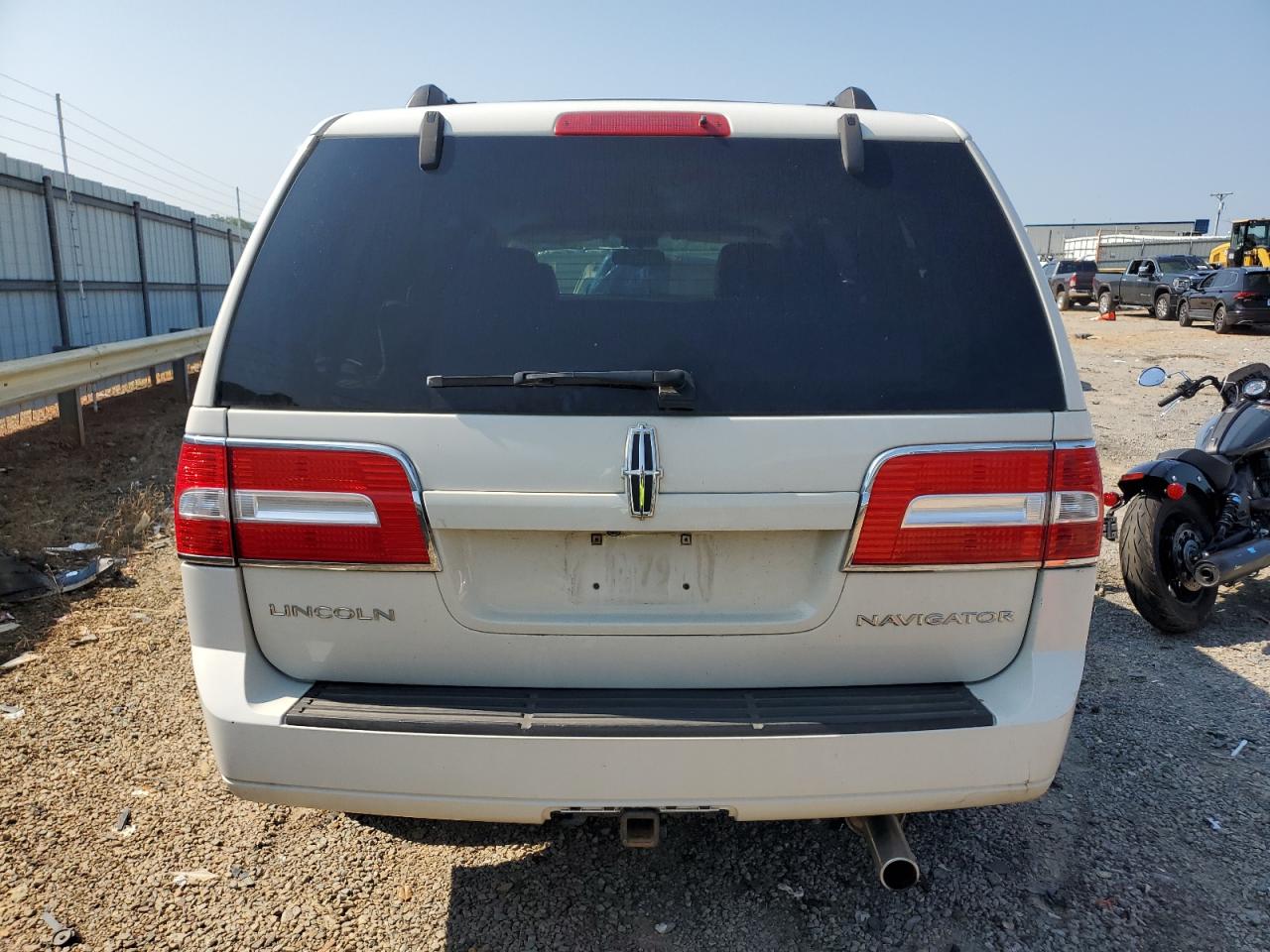 2008 Lincoln Navigator VIN: 5LMFU28598LJ00255 Lot: 62189995