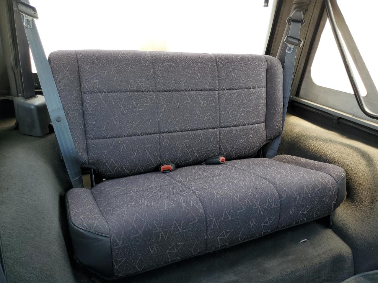2002 Jeep Wrangler / Tj Se VIN: 1J4FA29P42P714088 Lot: 61265205