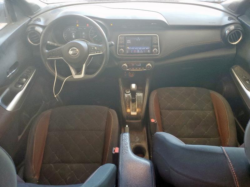  NISSAN KICKS 2020 Красный