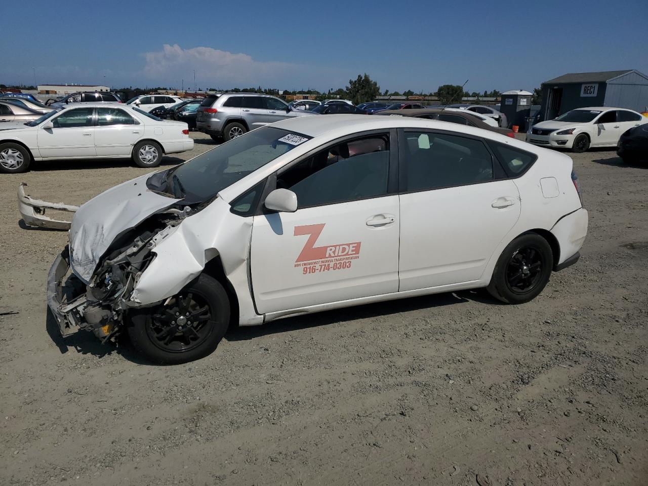 2004 Toyota Prius იყიდება Antelope-ში, CA - Front End