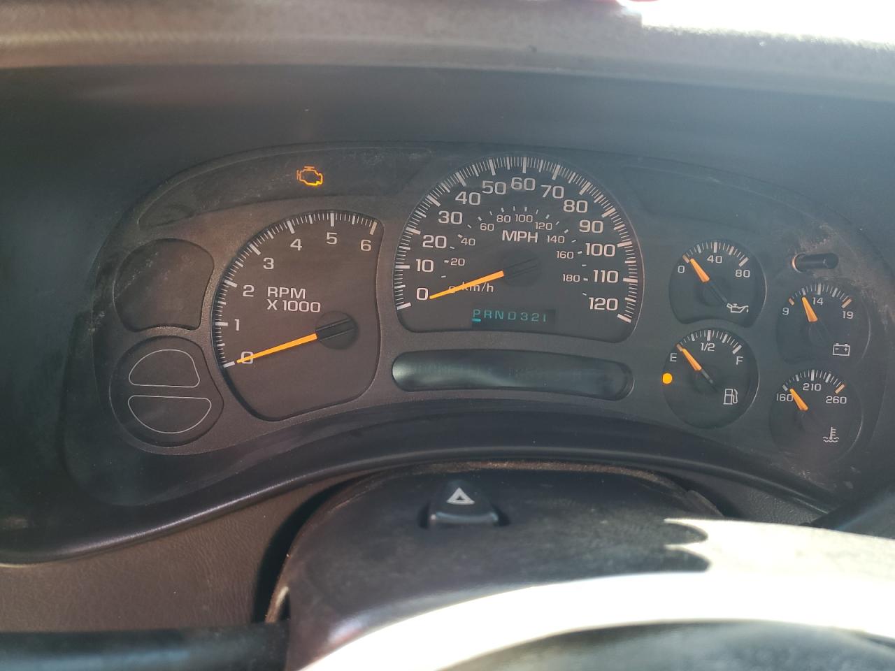 2005 GMC New Sierra K1500 VIN: 2GTEK13TX51357273 Lot: 62657065