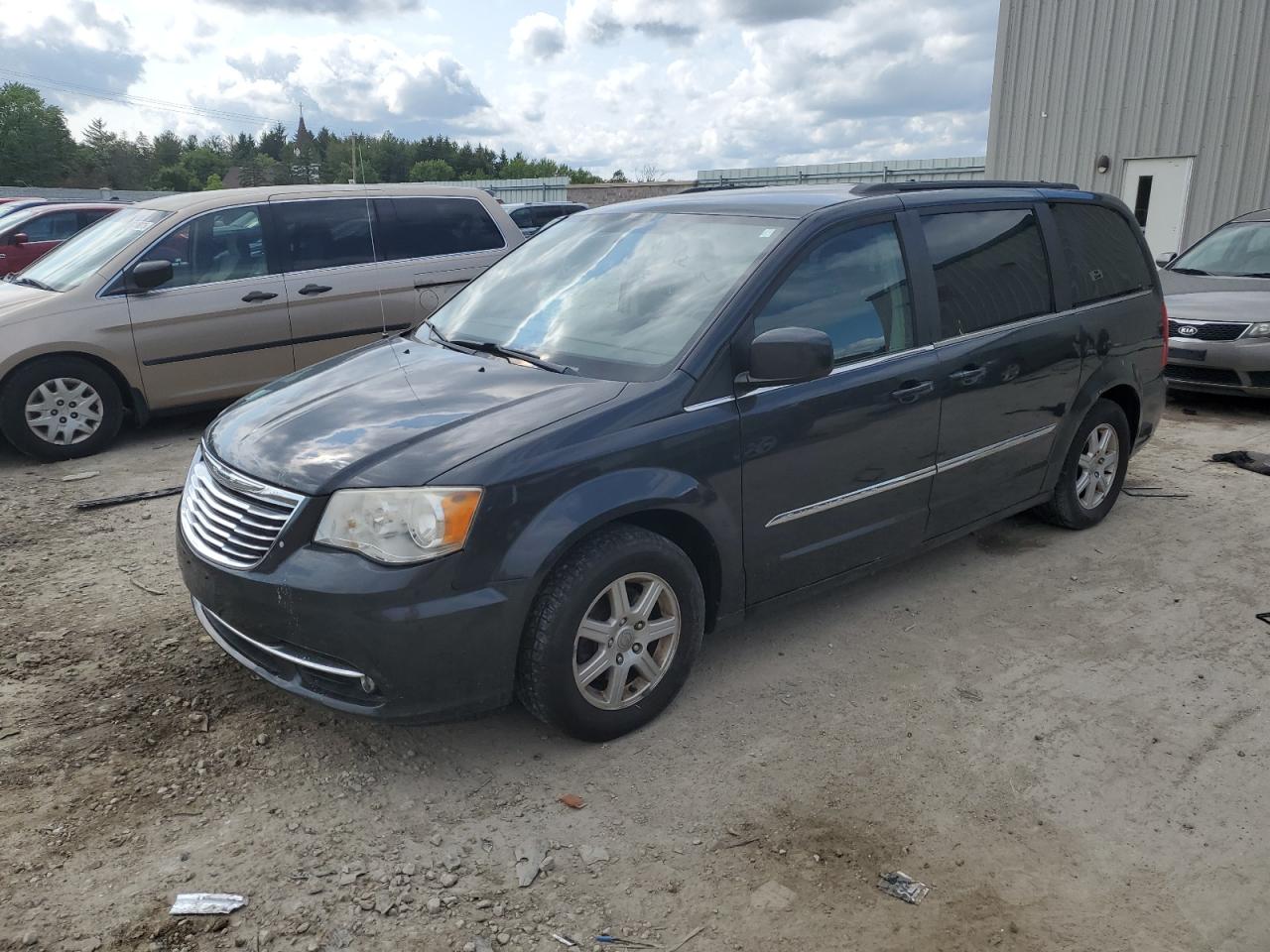 2011 Chrysler Town & Country Touring