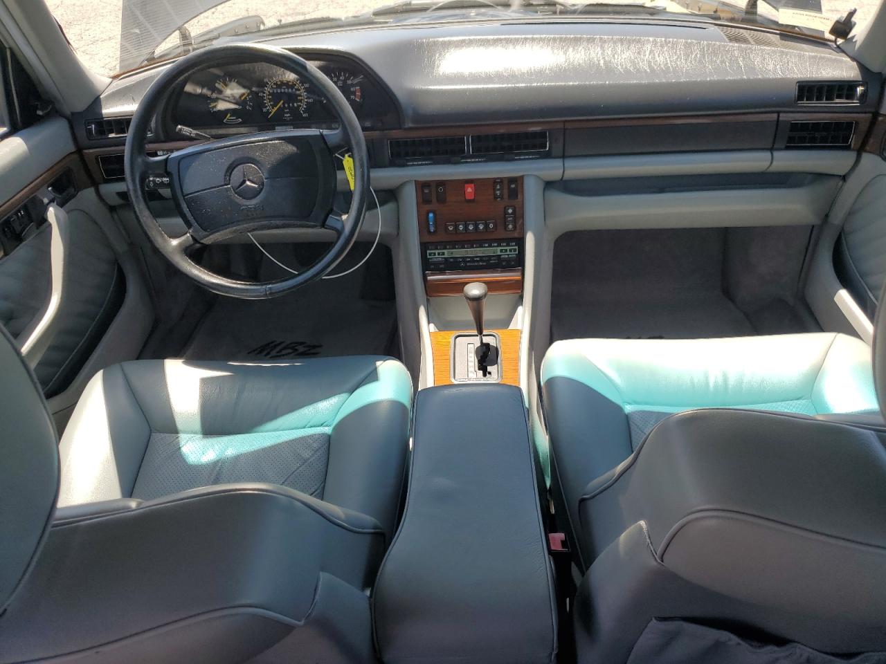 1990 Mercedes-Benz 420 Sel VIN: WDBCA35E2LA500920 Lot: 61809405