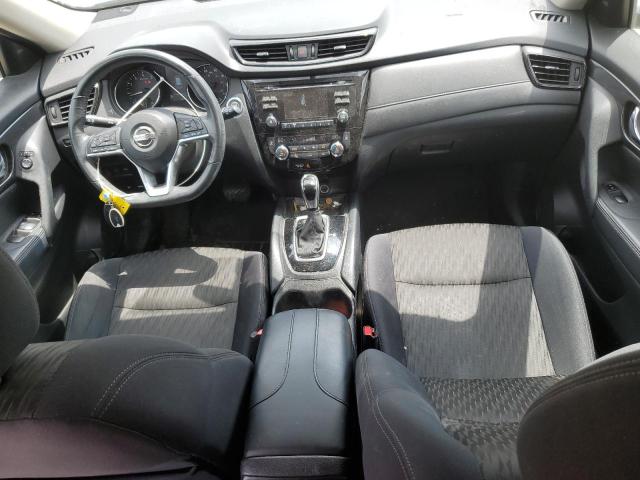  NISSAN ROGUE 2017 Srebrny
