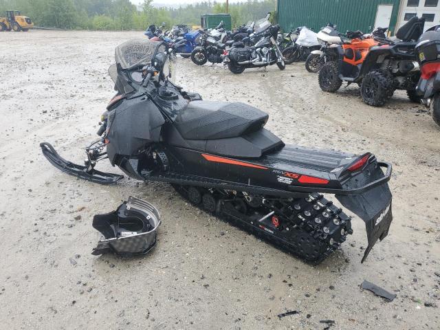 2015 SKIDOO RENEGADE  