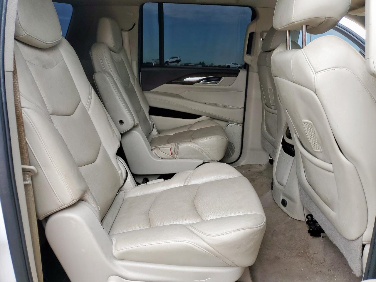 2018 Cadillac Escalade Esv Luxury VIN: 1GYS3HKJ8JR403705 Lot: 60116705