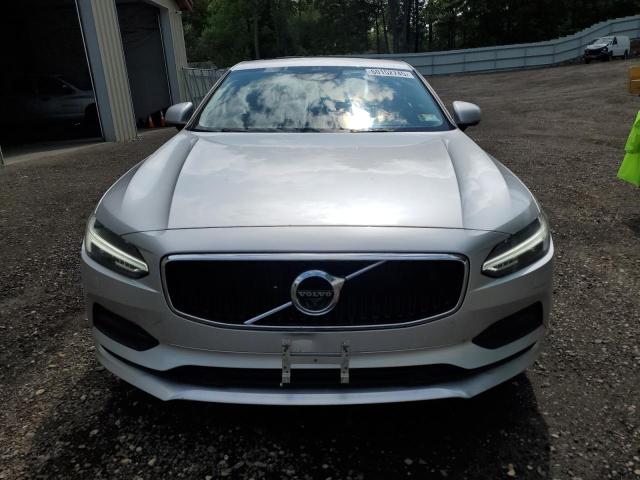  VOLVO S90 2018 Серебристый