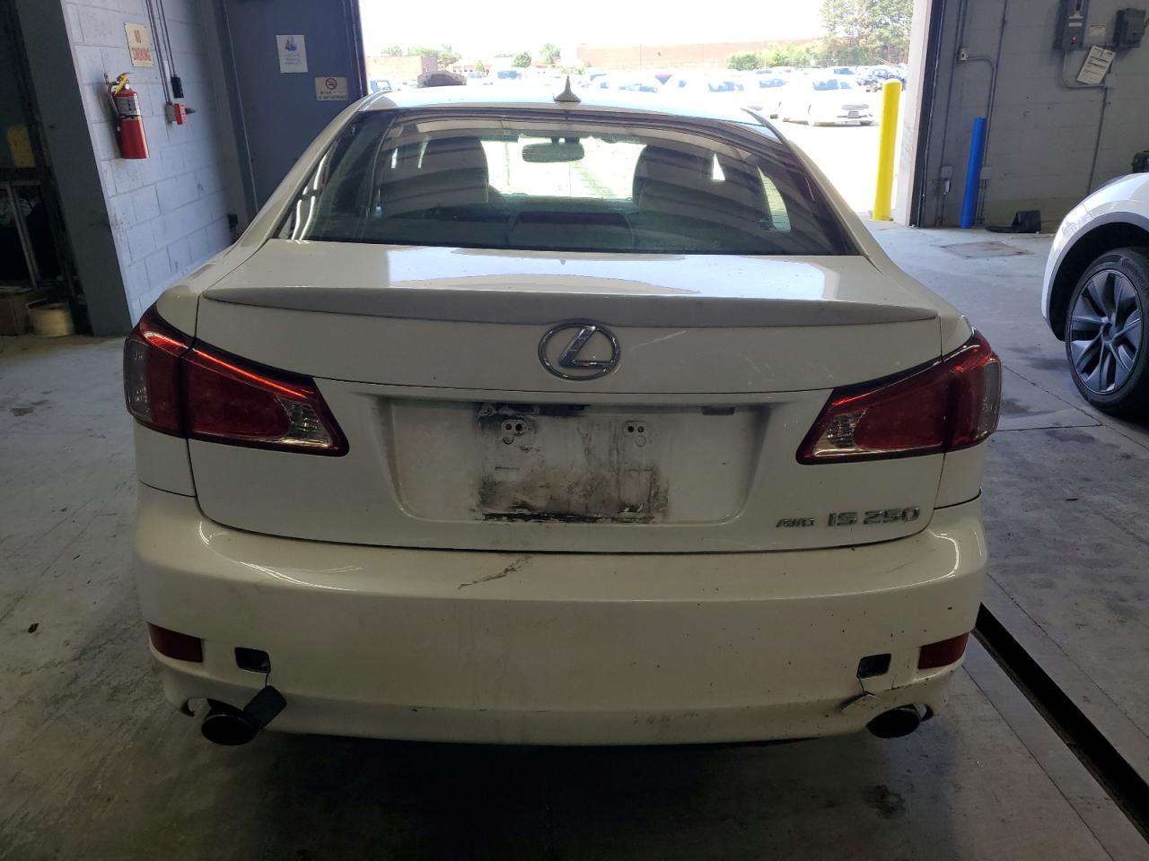 2011 Lexus Is 250 VIN: JTHCF5C23B5050739 Lot: 62362395