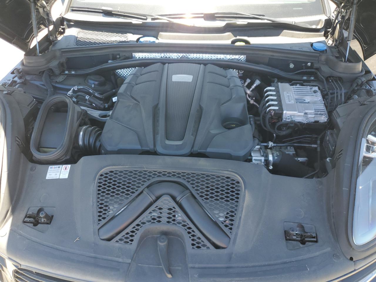 2020 Porsche Macan S VIN: WP1AB2A50LLB32357 Lot: 63089685