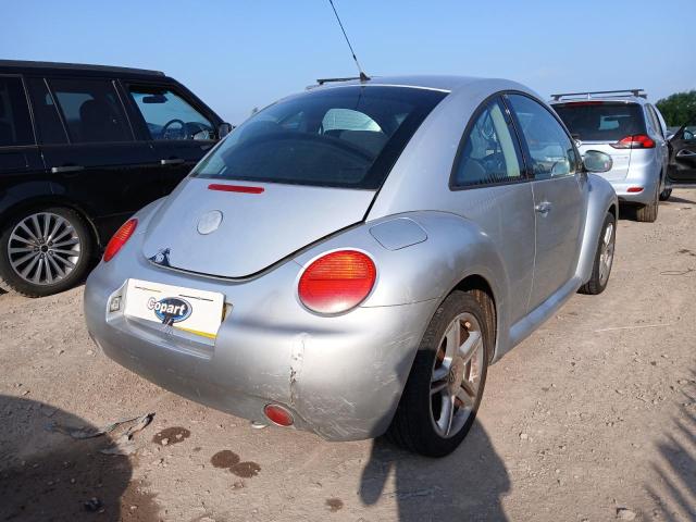 2006 VOLKSWAGEN BEETLE