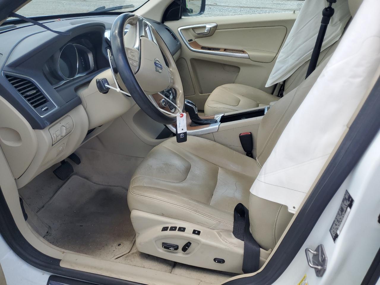 2015 Volvo Xc60 T6 Platinum VIN: YV4902RM6F2667688 Lot: 62876345
