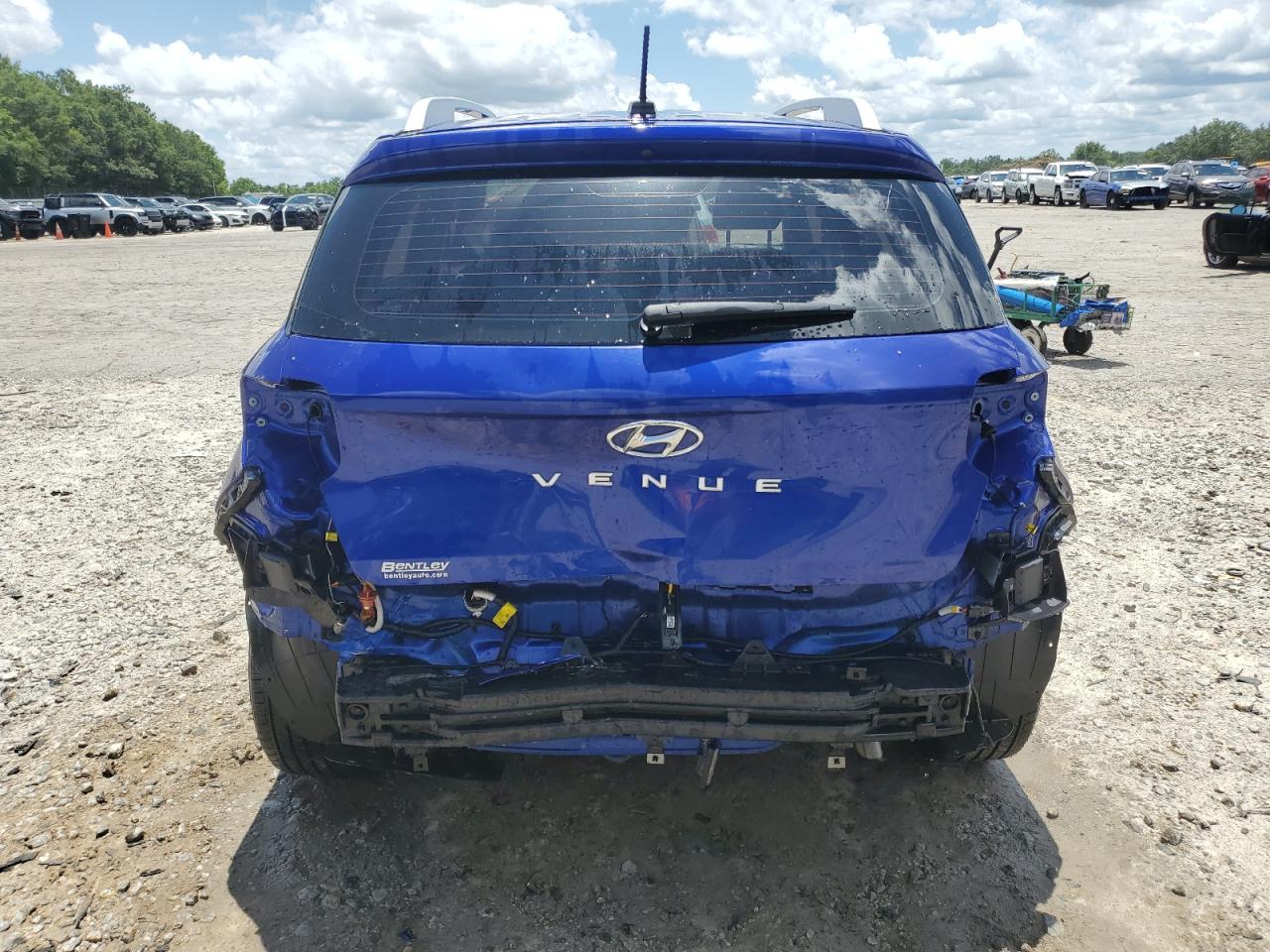2023 Hyundai Venue Sel VIN: KMHRC8A31PU233941 Lot: 60781945
