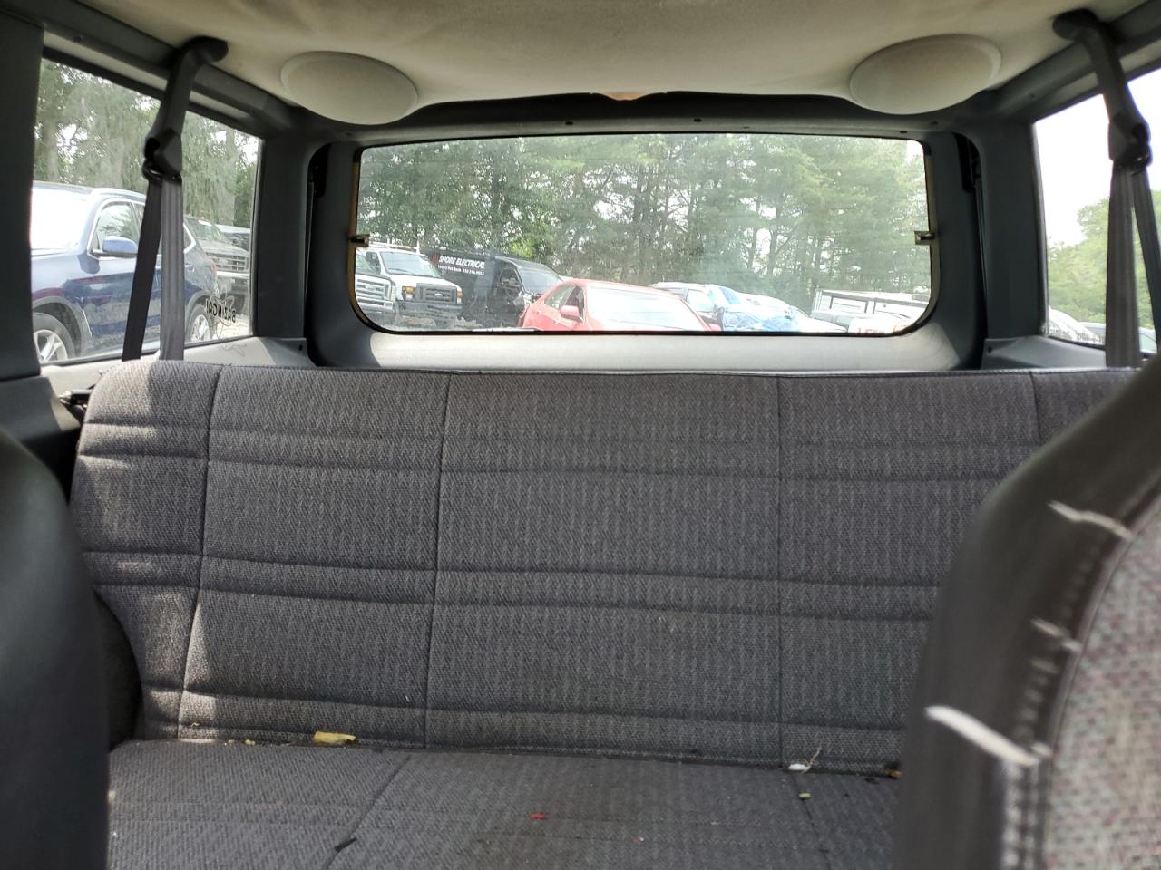 2000 Jeep Cherokee Sport VIN: 1J4FF48S0YL266967 Lot: 60849425