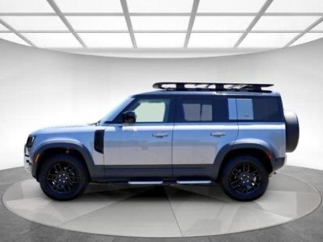  LAND ROVER DEFENDER 2023 Srebrny