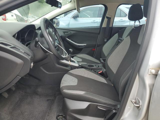  FORD FOCUS 2012 Серебристый