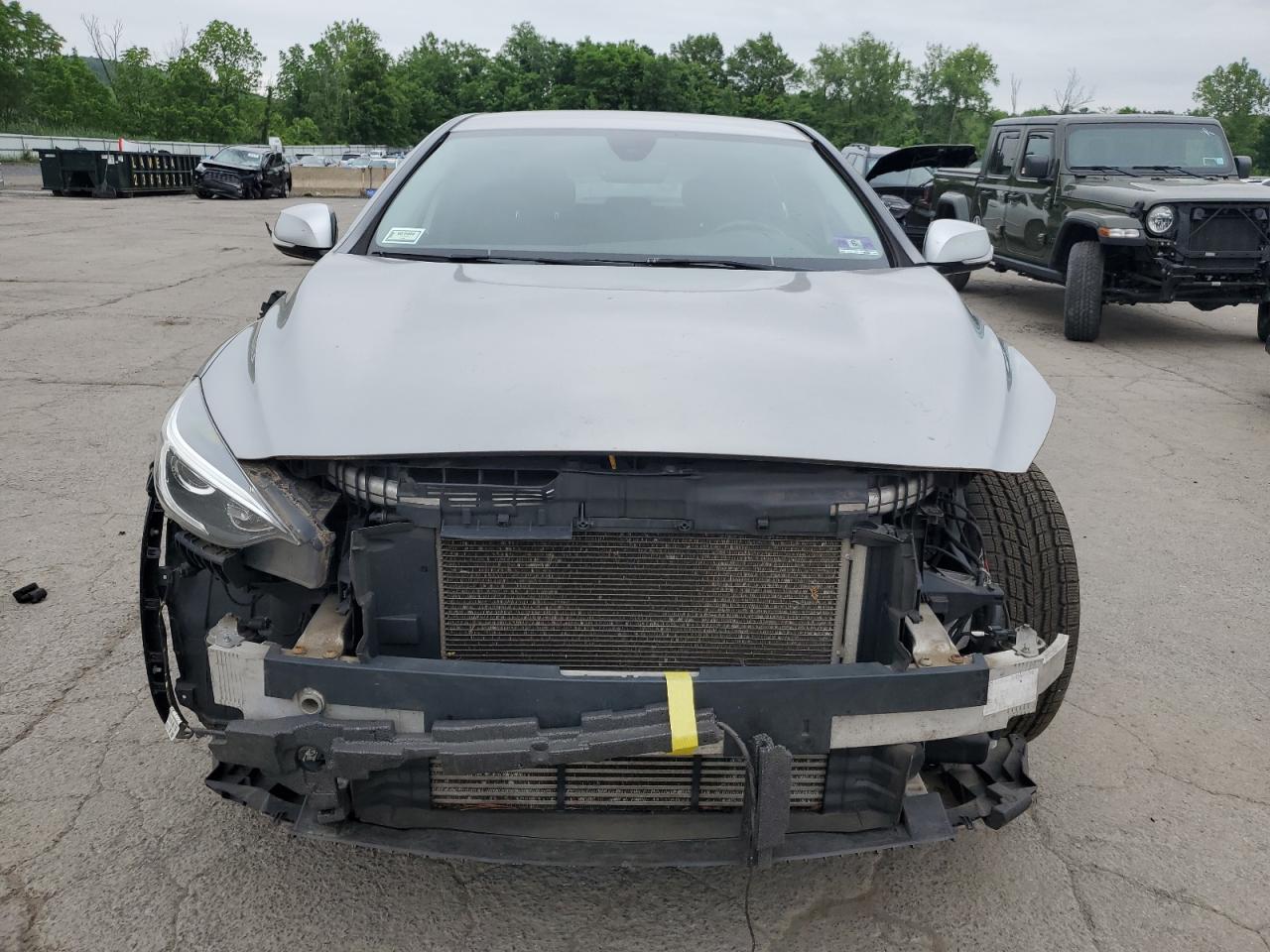 QX30 QX30