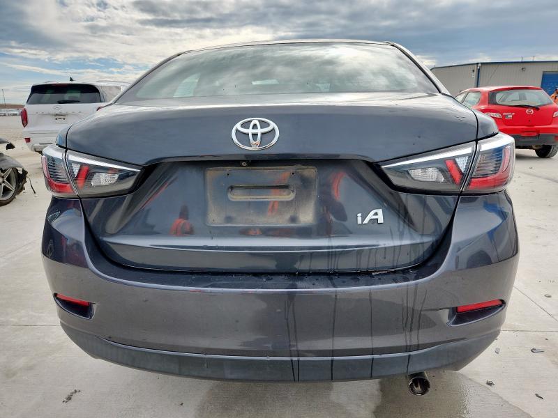  TOYOTA YARIS 2017 Szary