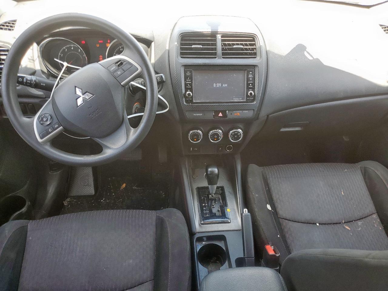 MITSUBISHI OUTLANDER 2019 VIN JA4AP3AU7KU019329 photo 8