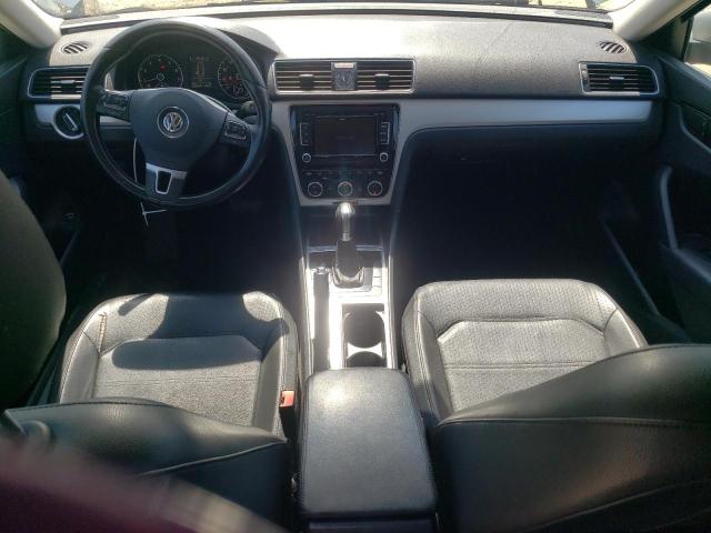 Sedans VOLKSWAGEN PASSAT 2012 Silver