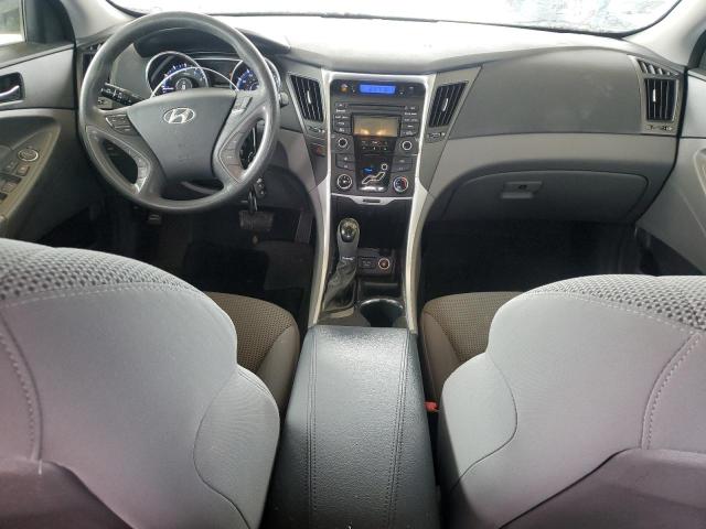  HYUNDAI SONATA 2013 Серебристый