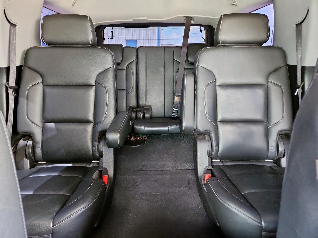 2019 Chevrolet Tahoe C1500 Lt VIN: 1GNSCBKC0KR396861 Lot: 61876615